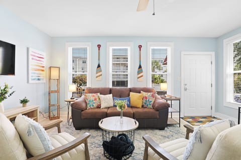Cozy living area with entrance to Arctic Avenue