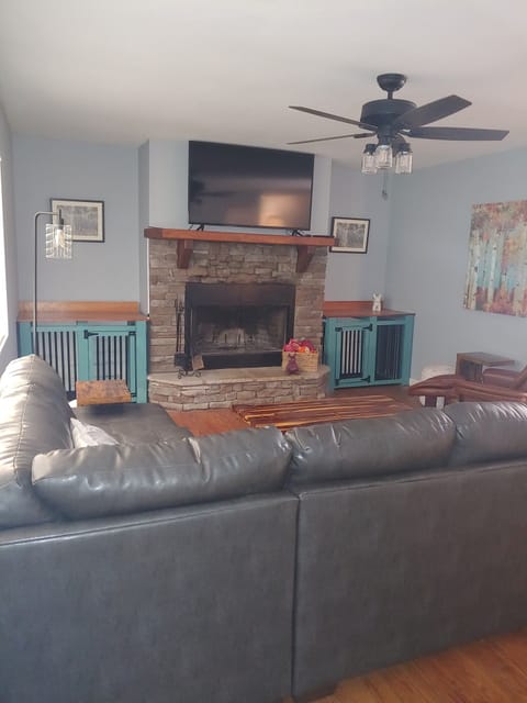Living Room with 2 built in dog crates