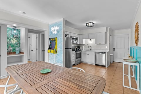 17 web or mls BTS09098