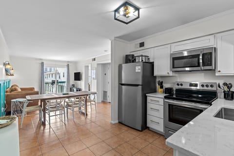 4 web or mls BTS09056