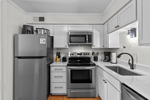 7 web or mls BTS09065