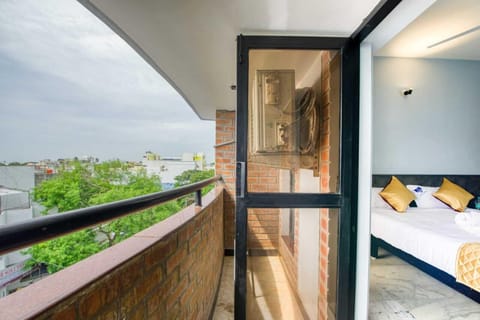Executive Double Room | Balcony