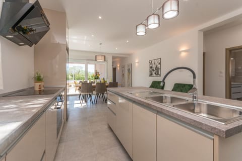 Villa, 3 Bedrooms, Accessible, Private Pool | Private kitchen | Microwave, oven, dishwasher, coffee/tea maker