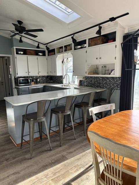 Kitchen (Main Level)