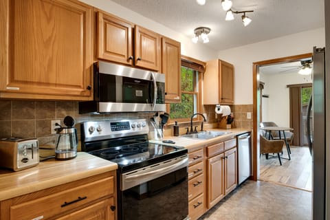 Fully equipped kitchen