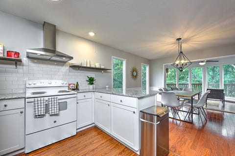 Kitchen view hopefully we have everything you need 