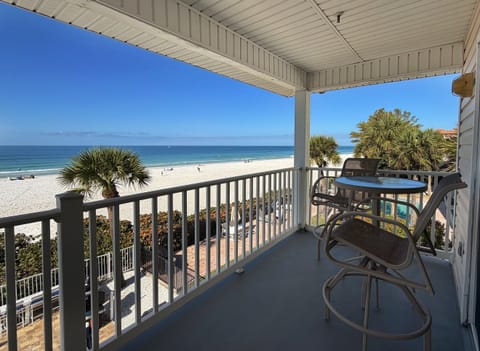 View from the top floor, end unit balcony of Indian Rocks Beach! - View from the top floor, end unit balcony of Indian Rocks Beach!