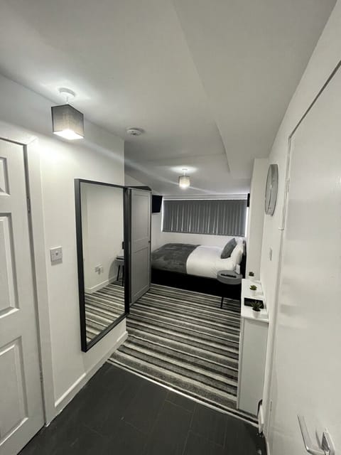 Standard Studio, Ensuite | Miscellaneous
