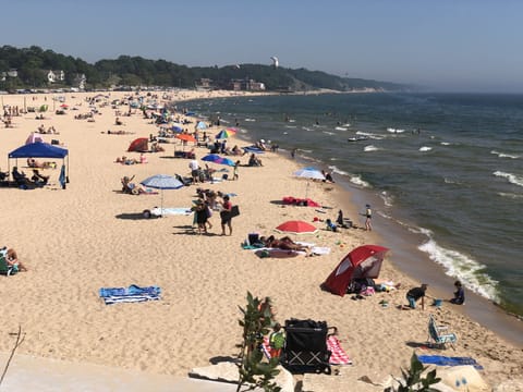 On the hottest days there is still room for you. You can walk or bike here
