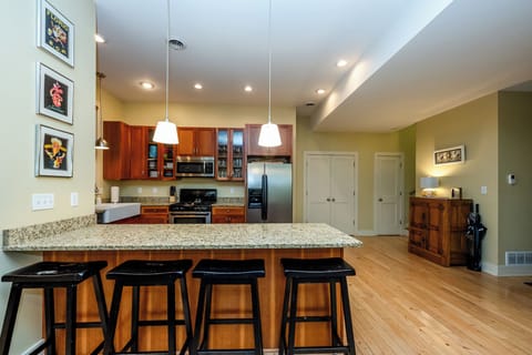 Island Seating For Four