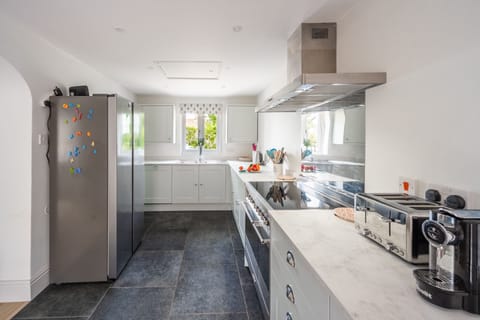 Ground floor: Kitchen