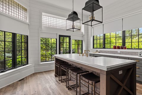 A refined kitchen offers a blank slate for even the most discerning of chefs to create on.