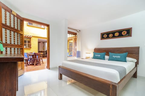 Double Room | Hypo-allergenic bedding, desk, laptop workspace, free WiFi