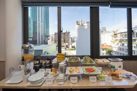 Free daily full breakfast