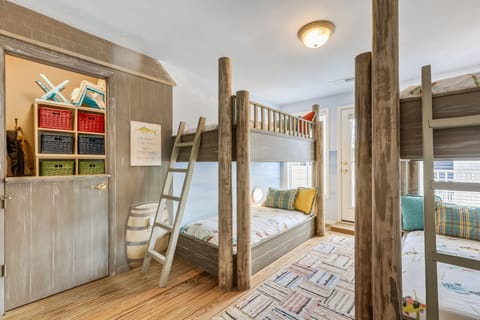 Kids Fishing Pier Bunkbed Room