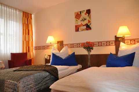 Desk, free cribs/infant beds, free WiFi, bed sheets