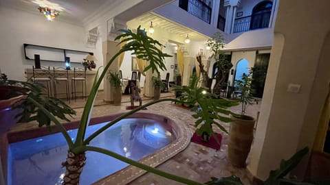 Indoor pool, sun loungers