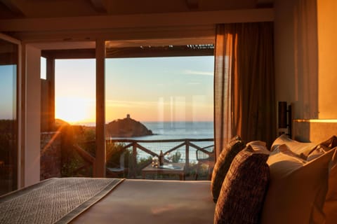 Deluxe Room, 1 King Bed, Sea View | View from room