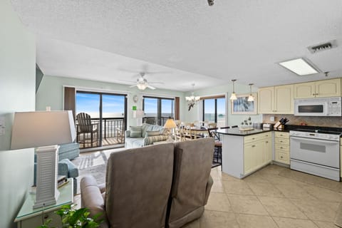This spacious condo has great ocean front views.