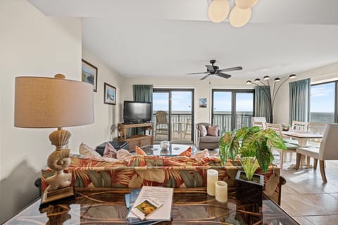 Welcome to Buena vista 808, located right on the oceanfront!