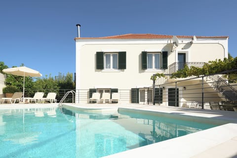 Discover the charm and elegance of The Artemis Home.