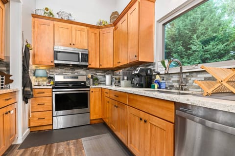 Beaverton is close to the Willamette Valley and it's bountiful farmland. Go on an outing some ingredients for a delicious meal!