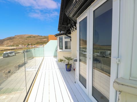 Cottage | Exterior detail