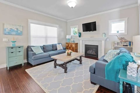 Main Livingroom