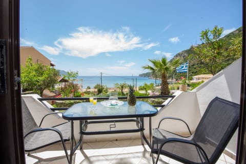 Spiros and Polyxeni Apartment 3 Afionas Balcony