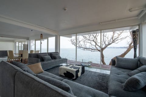 Comfort Villa | 4 bedrooms, free WiFi