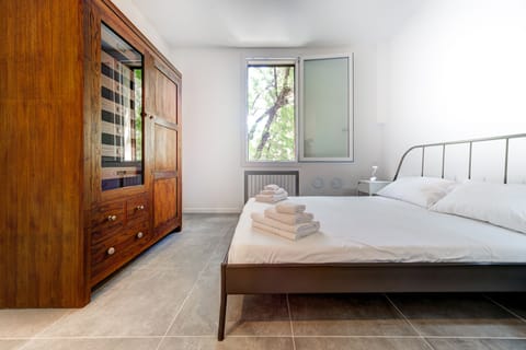 Apartment | 1 bedroom, iron/ironing board, free WiFi, bed sheets