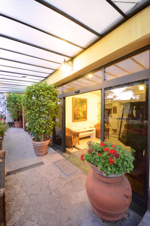 Single Room | Terrace/patio