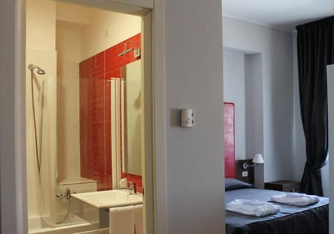 Suite | Minibar, desk, blackout drapes, iron/ironing board