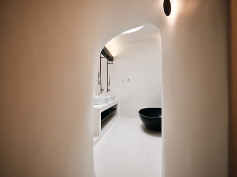 Superior Suite | Bathroom | Designer toiletries, hair dryer, towels, soap