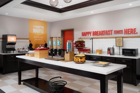 Free daily breakfast