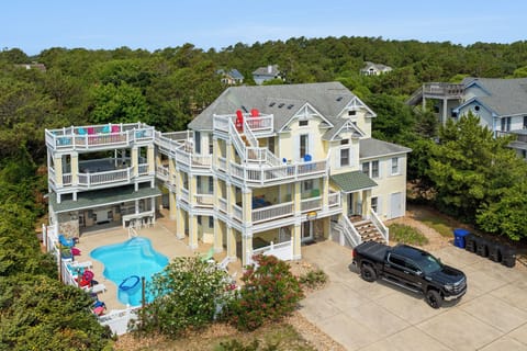 WH434: Tides That Bind l Front Exterior