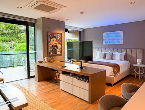 King size bed and desk view