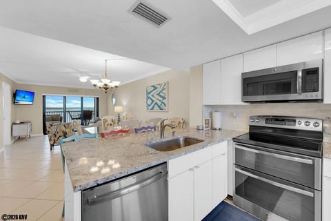Welcome to Carlos Pointe 334 on Fort Myers Beach