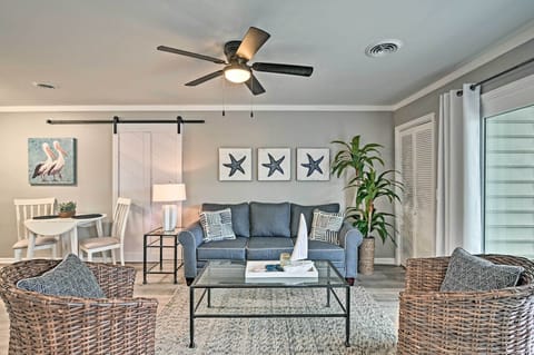 Surfside Beach Vacation Rental | Studio | 1BA | 528 Sq Ft | 1st-Floor