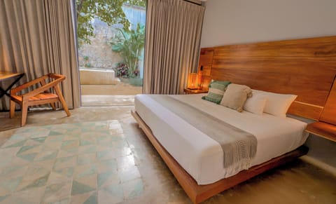 Standard Room, 1 King Bed, Private Pool | Premium bedding, in-room safe, blackout drapes, soundproofing