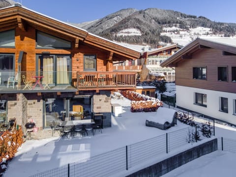 Holiday Home Exterior [winter]