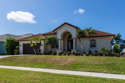 Welcome to 1289 Balboa Court