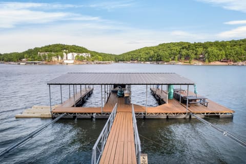 LAKEOZARKVACATION.COM