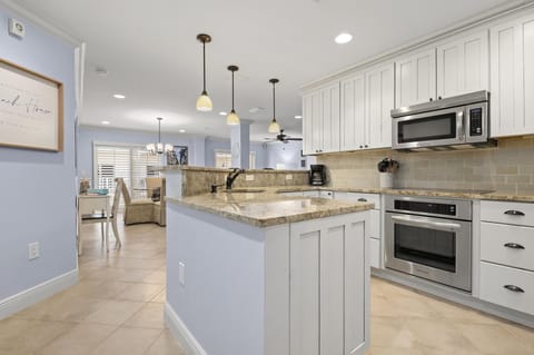 Gourmet Kitchen