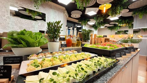 Daily buffet breakfast for a fee