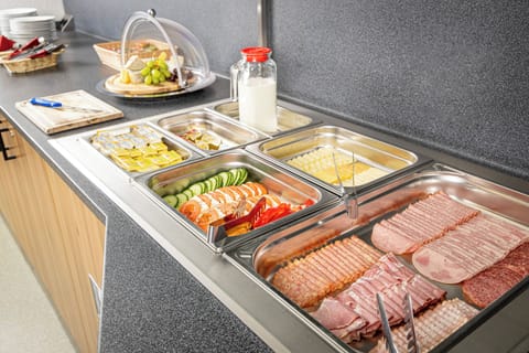 Daily buffet breakfast for a fee