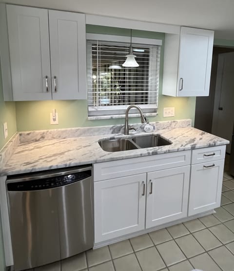 New Kitchen and appliances