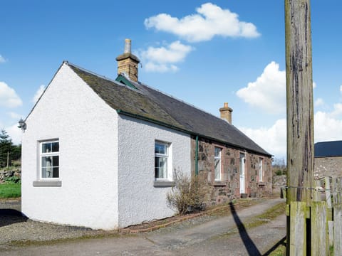 Exterior | Easter Rattray Cottages: The Bothy - Easter Rattray Cottages, Blairgowrie