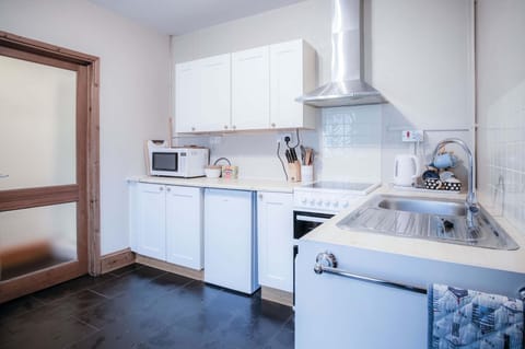 Primrose - 1 Bedroom Cottage - Llanteg (22913)