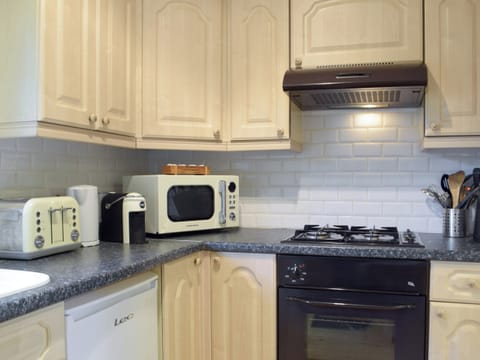 Kitchen | Oak Haven, Cenarth, near Newcastle Emlyn